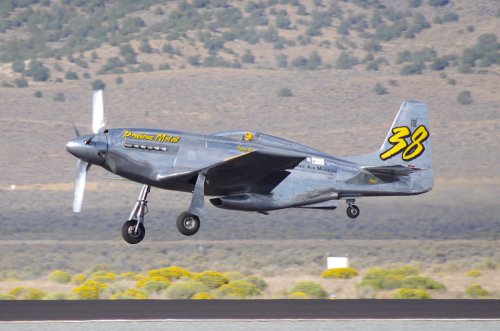 10 aviones de combate salvajes de la Segunda Guerra Mundial tuneados para carreras aéreas extremas