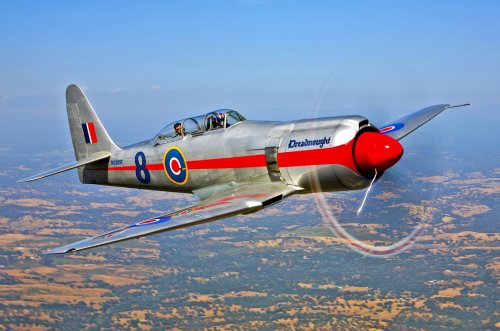10 aviones de combate salvajes de la Segunda Guerra Mundial tuneados para carreras aéreas extremas