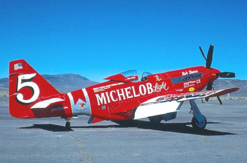 10 aviones de combate salvajes de la Segunda Guerra Mundial tuneados para carreras aéreas extremas