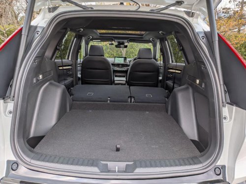 ホンダ「CR-V」の販売が4,000台に迫る勢い!どんな人が買っている?