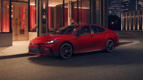 Toyota, Toyota Camry, Toyota Camry MPG for 2026: The most efficient Camry model ranked