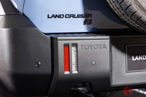 約615万円から… トヨタ新型「小さなランクル」発表! 全長4.6mのカクカクボディ! 本格オフローダー「FJ」がタイで発売? どんな特徴? 発表会の様子を解説