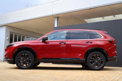 ホンダ「CR-V」の販売が4,000台に迫る勢い!どんな人が買っている?