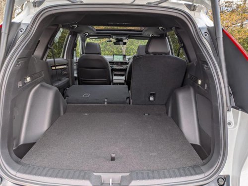 ホンダ「CR-V」の販売が4,000台に迫る勢い!どんな人が買っている?