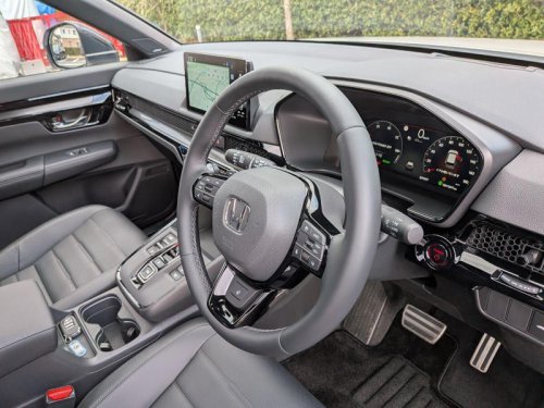 ホンダ「CR-V」の販売が4,000台に迫る勢い!どんな人が買っている?