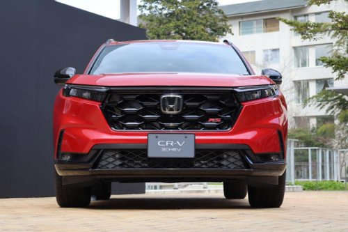 ホンダ「CR-V」の販売が4,000台に迫る勢い!どんな人が買っている?