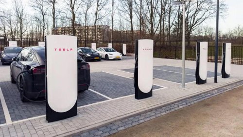 Tesla, BYD, Tesla acelera la llegada de sus supercargadores de 500 kW en medio de la guerra del megavatio con BYD