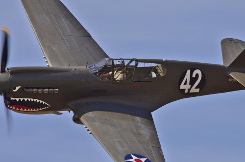 10 aviones de combate salvajes de la Segunda Guerra Mundial tuneados para carreras aéreas extremas