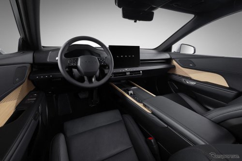 「楽しみなクルマ」「カッコイイ」レクサスの新型セダン『ES』米国発売で話題に、SNSでは日本での目撃情報も