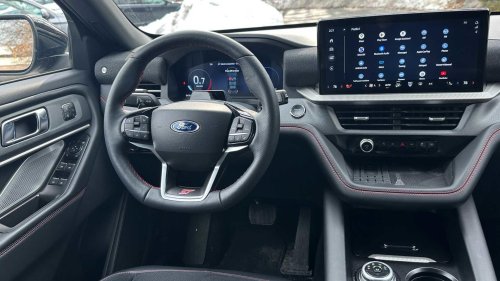 Ford, Ford recalls 250,000 SUVs for camera, driver-assist glitches