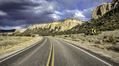 The 17 states with the most dangerous roads