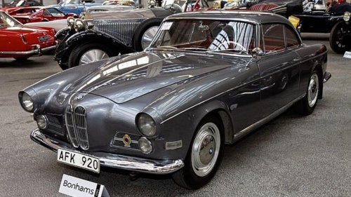 10 BMW classics that still turn heads