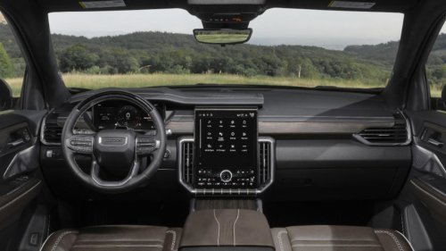 I drove the 2026 GMC Acadia Denali Ultimate AWD. This is my honest review