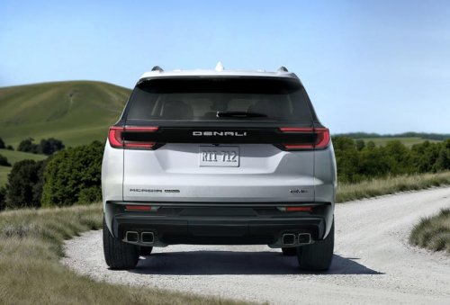 I drove the 2026 GMC Acadia Denali Ultimate AWD. This is my honest review