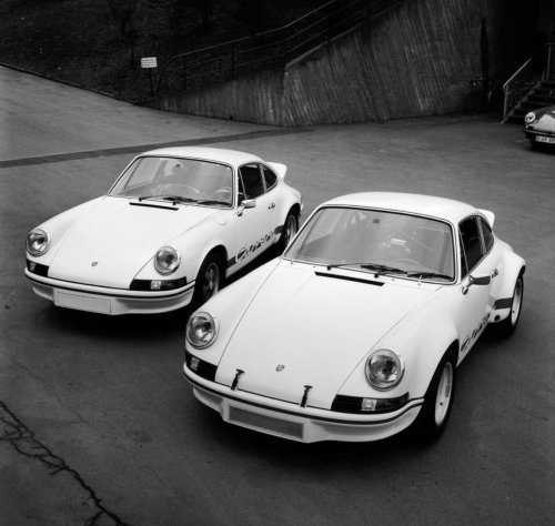 Photos of the '70s experience through cars and culture