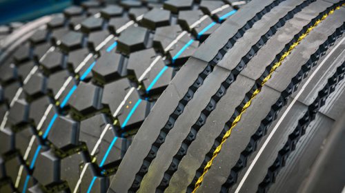 All-terrain vs mud-terrain vs rugged-terrain tires: What's the difference?