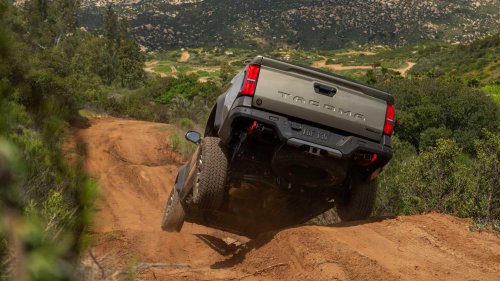 A 2020 Jeep Gladiator is much cheaper than a new Toyota Tacoma