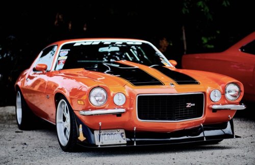 Photos of the '70s experience through cars and culture