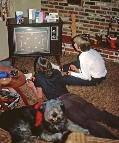 Photos of the '70s experience through cars and culture