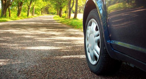 ¿Se puede conducir en primavera con los mismos neumáticos que en invierno? Esto es lo que recomiendan los expertos