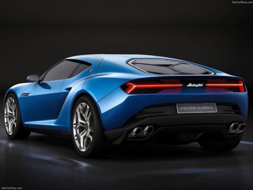 Lamborghini is ready for a comfy fast GT car again