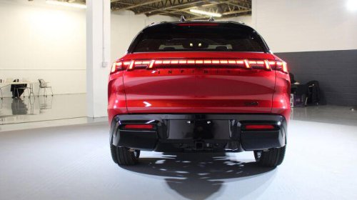 2027 Infiniti QX65 hands-on preview: Presence rejuvenation