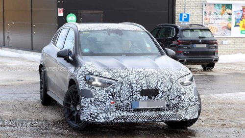 Mercedes, Mercedes-AMG GLC EQ spied with a big wing to handle its 900-hp powertrain