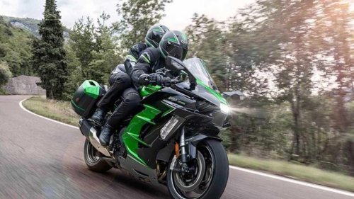 The touring machine that turns distance into a detail