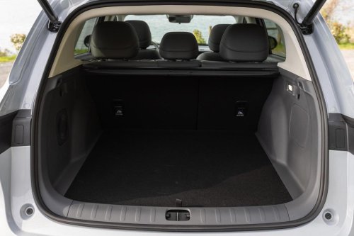 Leapmotor ofrece una nueva versión híbrida con autonomía extendida en el B10 REEV