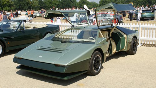 10 wildest ’80s supercars that pushed the limits of speed and style