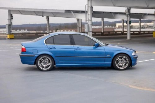 2001 BMW 330i