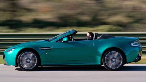 The last of its kind: Ford Mustang V8 convertible manual