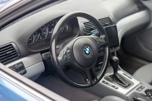 2001 BMW 330i