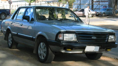 Ford, 10 Fords powered by non-Ford engines