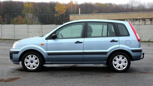 10 Fords powered by non-Ford engines