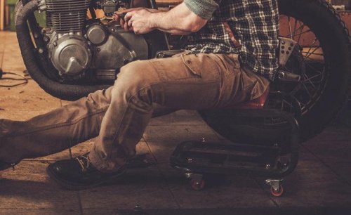 The Best Creeper Seats for Working On Your Car