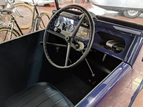 ¿Cuál fue el coche más estrecho de la historia?