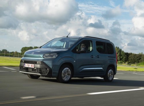 Los 40 coches eléctricos más baratos del momento: hay más opciones y por debajo de los 20.000 euros