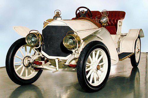 Mercedes-Benz, Los coches más controvertidos fabricados por Mercedes-Benz