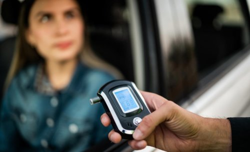 Las multas más altas por alcohol al volante: los países con tolerancia cero que debes conocer si estás de vacaciones