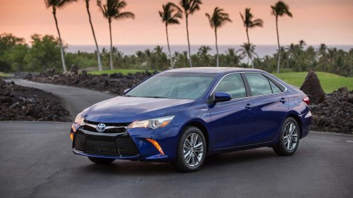 Toyota, Toyota Camry, A 2016 Toyota Camry just hit 500,000 miles and its original engine is still going