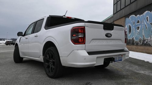 Ford, Ford's Maverick Lobo makes a little truck big fun, but it loses something along the way