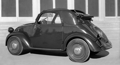 El abuelo del Fiat 500 cumple 90 años, el verdadero pionero del coche pequeño, urbano y asequible nació en los años 30