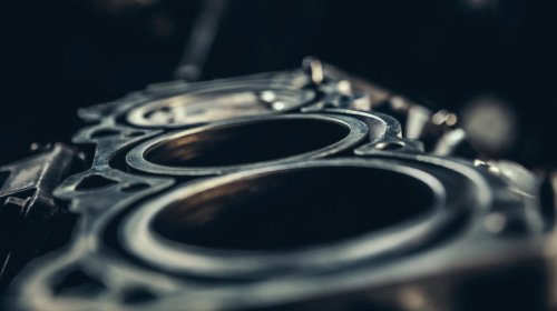 5 inline-6 engines that pump out more power than most V8s