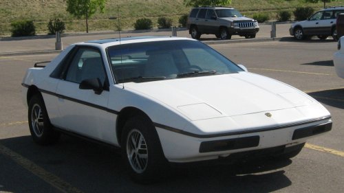 20 great-looking cars from the ’80s that drove terribly