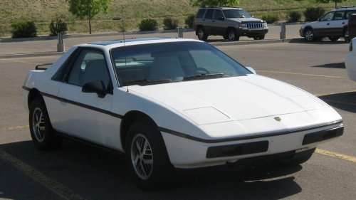 20 great-looking cars from the ’80s that drove terribly