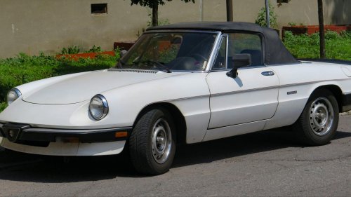 20 great-looking cars from the ’80s that drove terribly