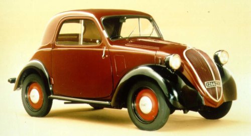 El abuelo del Fiat 500 cumple 90 años, el verdadero pionero del coche pequeño, urbano y asequible nació en los años 30