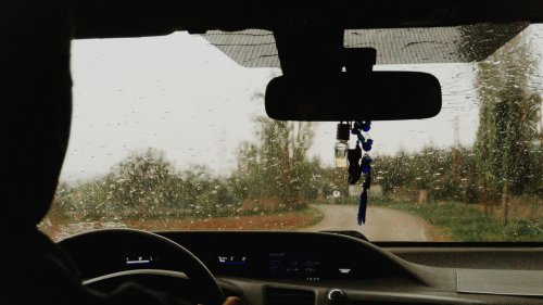 10 benefits of driving in the rain &amp; 10 dangerous hazards to watch out for