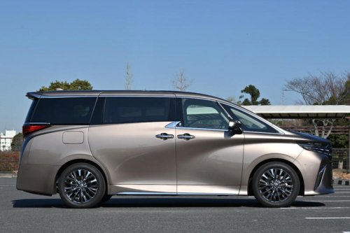 【サイズで比較】日産「エルグランド」とトヨタ「アルファード」